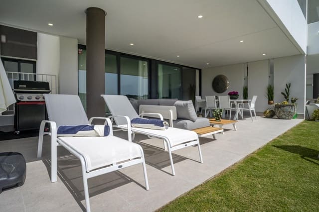 3 camera da letto Appartamento da affitare come casa vacanza in Estepona con piscina garage - 3.000 € (Rif: 9195719)