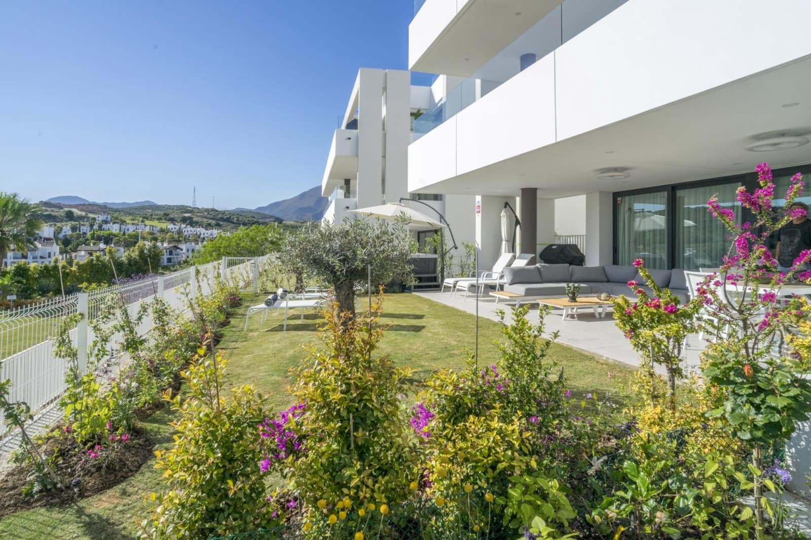 3 camera da letto Appartamento da affitare come casa vacanza in Estepona con piscina garage - 3.000 € (Rif: 9195719)