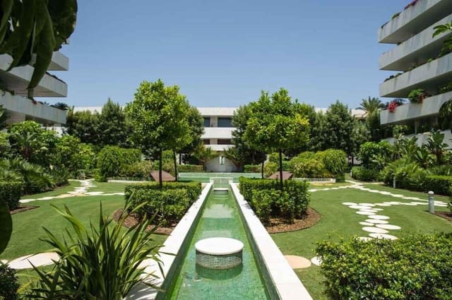 4 soverom Leilighet til salgs i Puerto Banus, Marbella med svømmebasseng garasje - € 2 000 000 (Ref: 9204736)