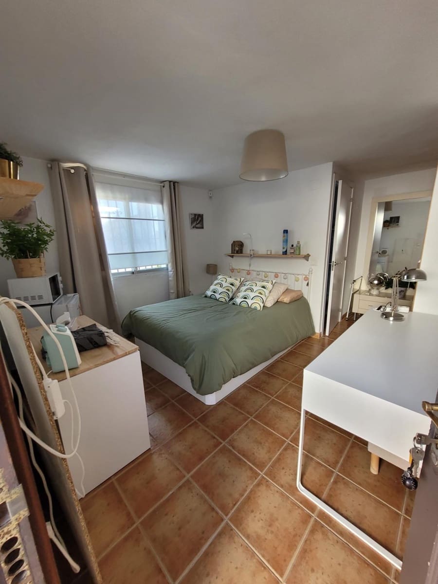 3 makuuhuone Rivitalo myytävänä paikassa Manilva - 299 000 € (Ref: 9313036)