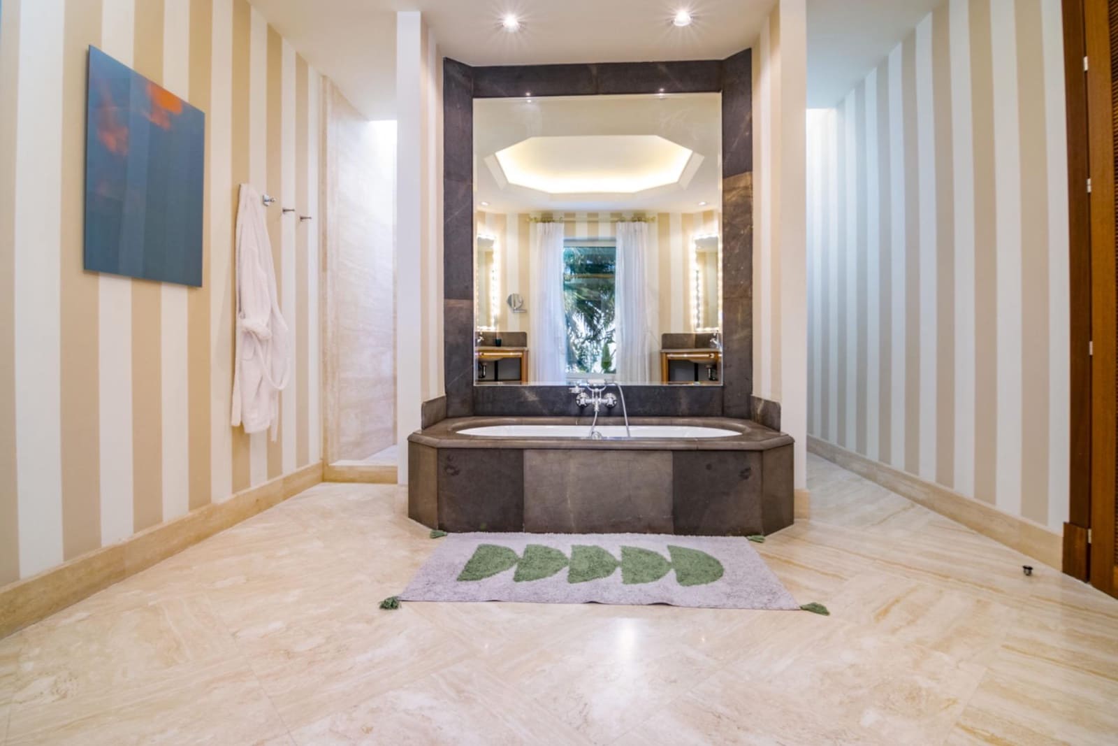 5 sypialnia Willa na sprzedaż w Casares z basenem garażem - 4 600 000 € (Ref: 9374560)