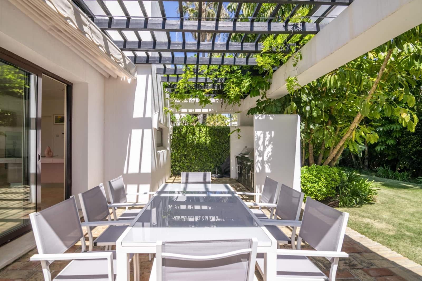 5 sypialnia Willa na sprzedaż w Casares z basenem garażem - 4 600 000 € (Ref: 9374560)