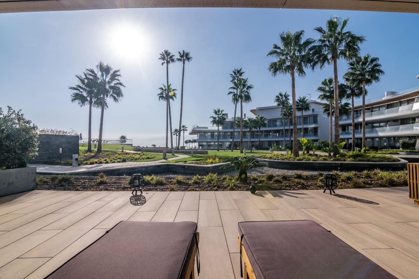 4 soverom Strandleiligheter til leie i Estepona med svømmebasseng garasje - € 5 500 (Ref: 9519096)