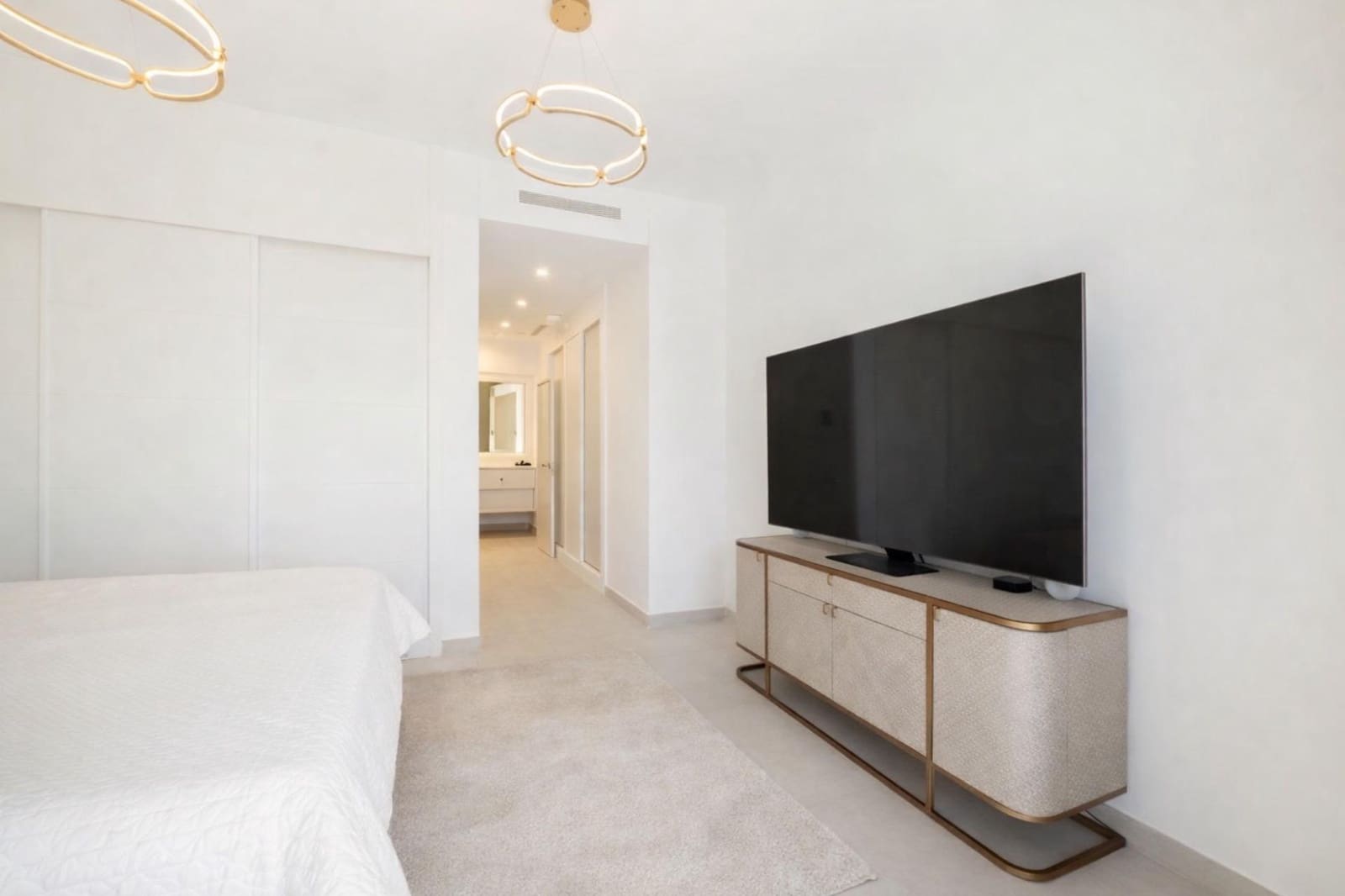 3 chambre Villa/Maison Mitoyenne à vendre à Casares avec piscine garage - 890 000 € (Ref: 9530894)