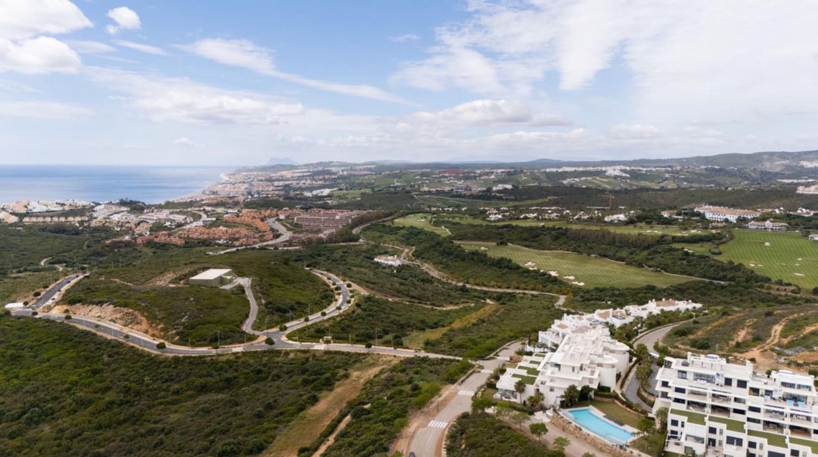 3 chambre Villa/Maison Mitoyenne à vendre à Casares avec piscine garage - 890 000 € (Ref: 9530894)