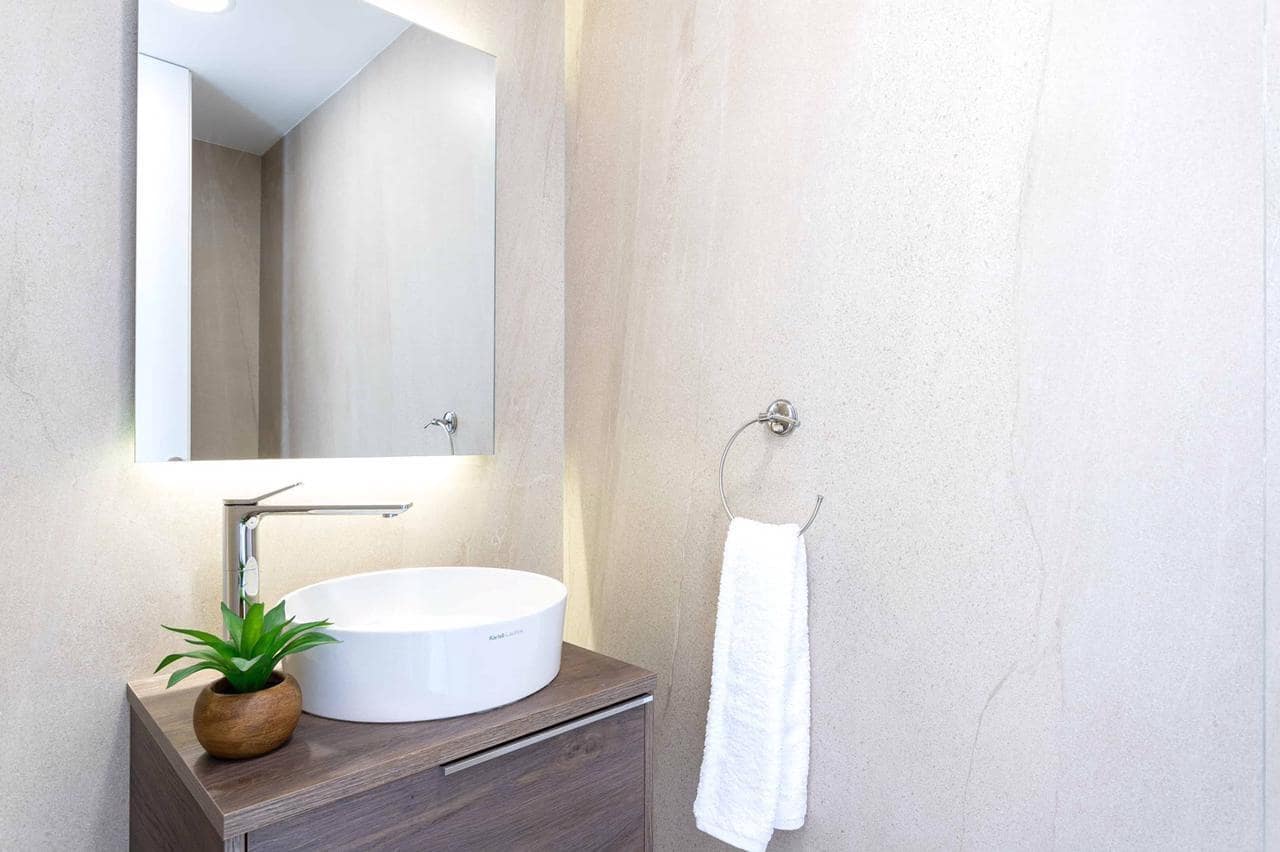 4 soveværelse Lejlighed til leje i Estepona med swimmingpool garage - € 6.000 (Ref: 9611693)