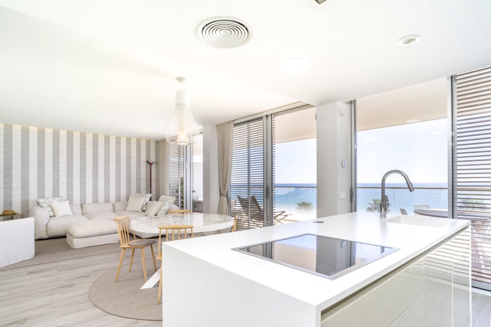 3 soverom Leilighet til salgs i Estepona med garasje - € 1 400 000 (Ref: 9755864)