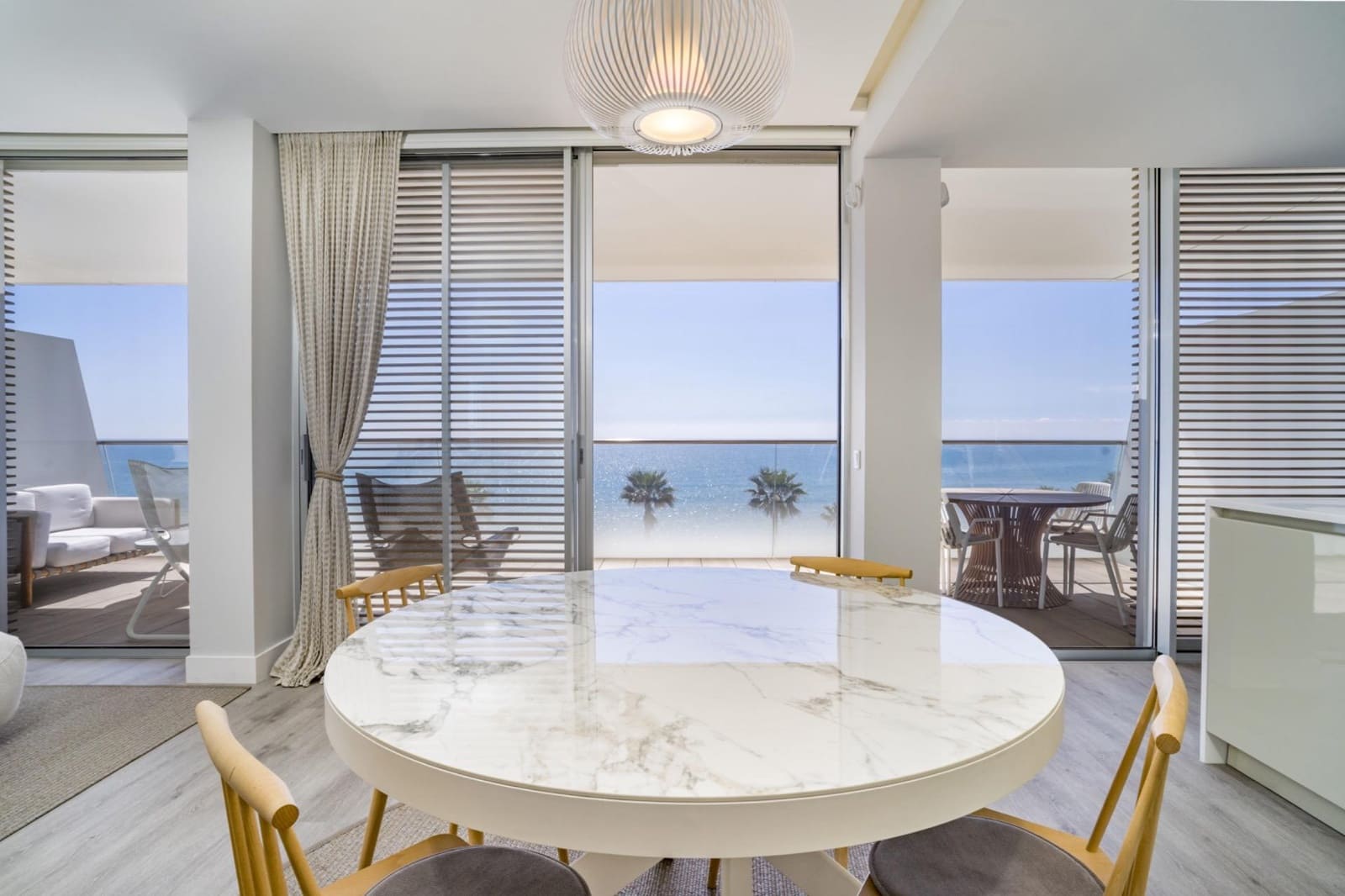 3 soverom Leilighet til salgs i Estepona med garasje - € 1 400 000 (Ref: 9755864)