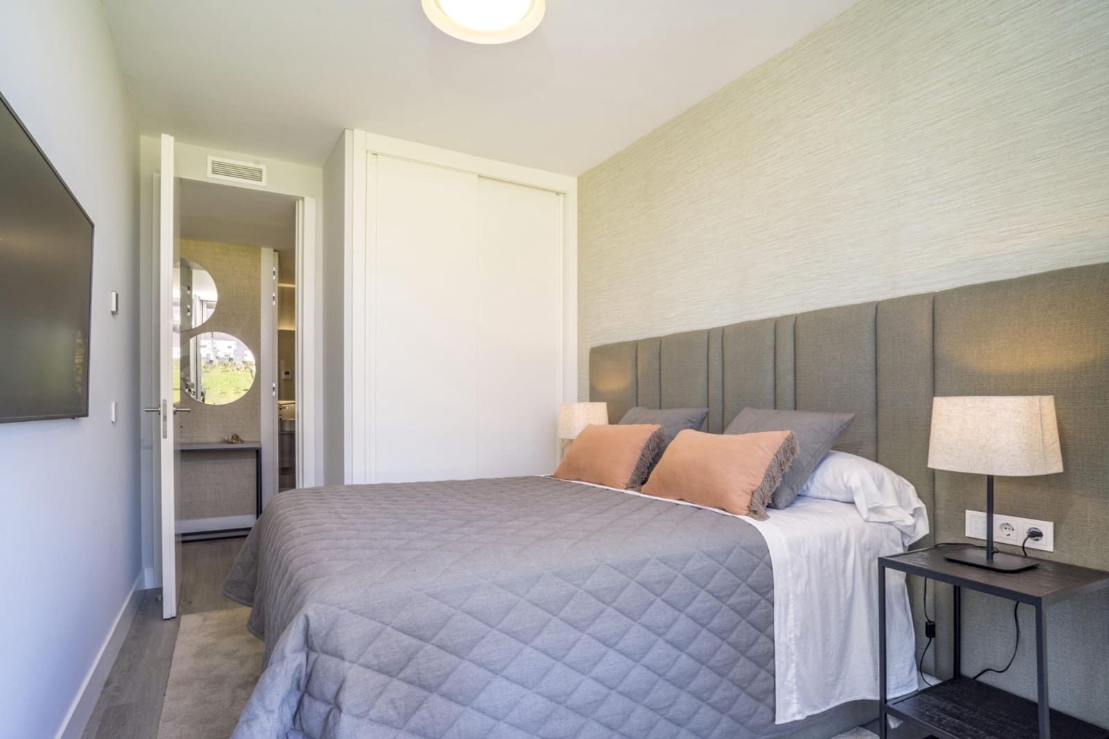 3 soverom Leilighet til salgs i Estepona med garasje - € 1 400 000 (Ref: 9755864)