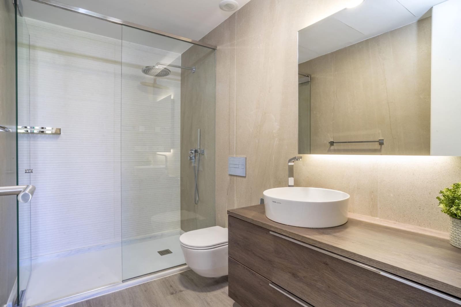 3 soverom Leilighet til salgs i Estepona med garasje - € 1 400 000 (Ref: 9755864)