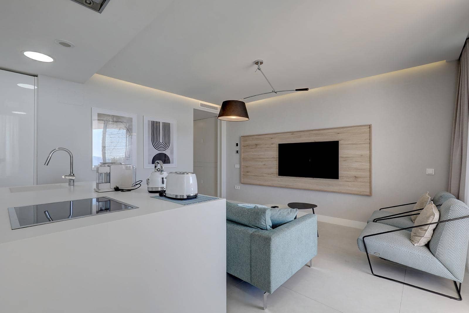 2 Zimmer Apartment zu verkaufen in Estepona mit Pool Garage - 995.000 € (Ref: 9762098)