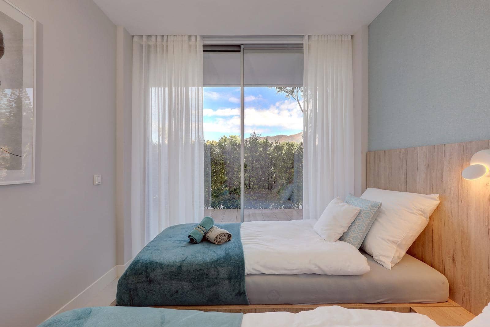 2 Zimmer Apartment zu verkaufen in Estepona mit Pool Garage - 995.000 € (Ref: 9762098)