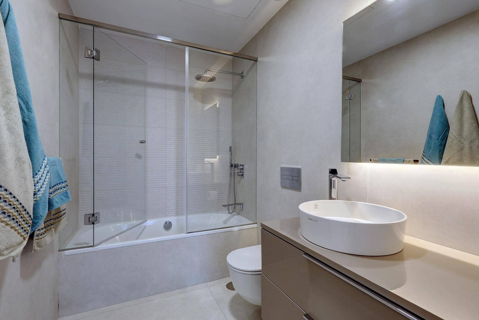 2 Zimmer Apartment zu verkaufen in Estepona mit Pool Garage - 995.000 € (Ref: 9762098)