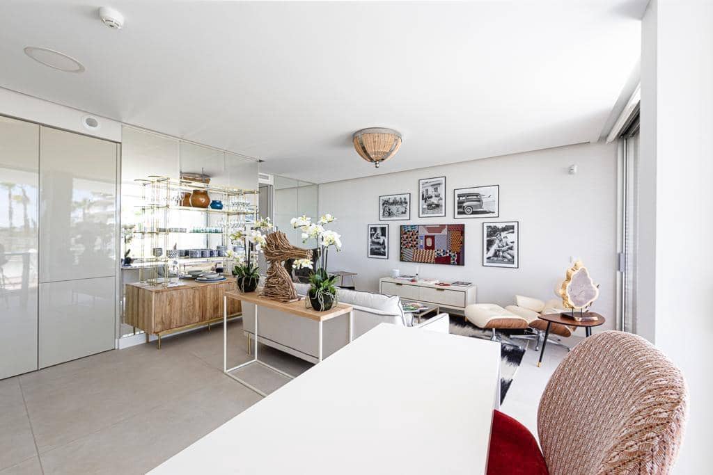 2 soveværelse Lejlighed til salg i Estepona med swimmingpool garage - € 850.000 (Ref: 9778296)