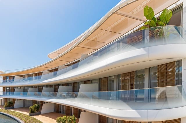 2 chambre Appartement à vendre à Estepona avec piscine garage - 850 000 € (Ref: 9778296)