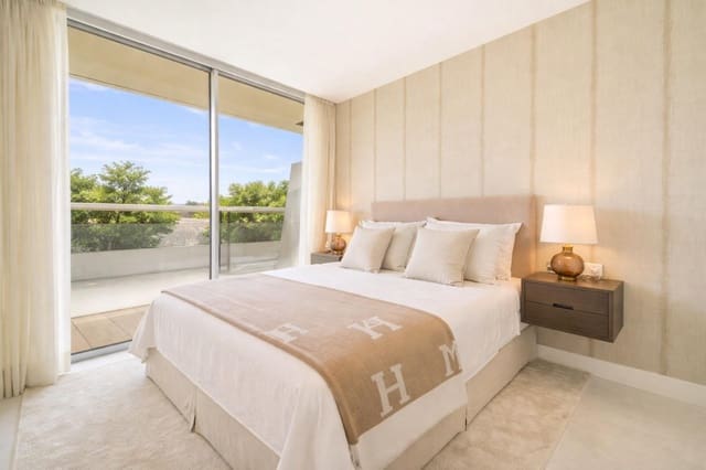 3 chambre Appartement à vendre à Estepona avec garage - 1 150 000 € (Ref: 9785107)