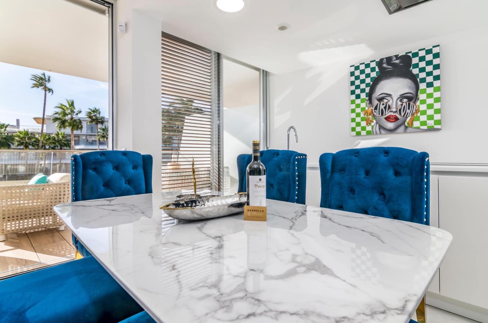 3 sypialnia Apartament na sprzedaż w Estepona z basenem garażem - 1 295 000 € (Ref: 9825618)