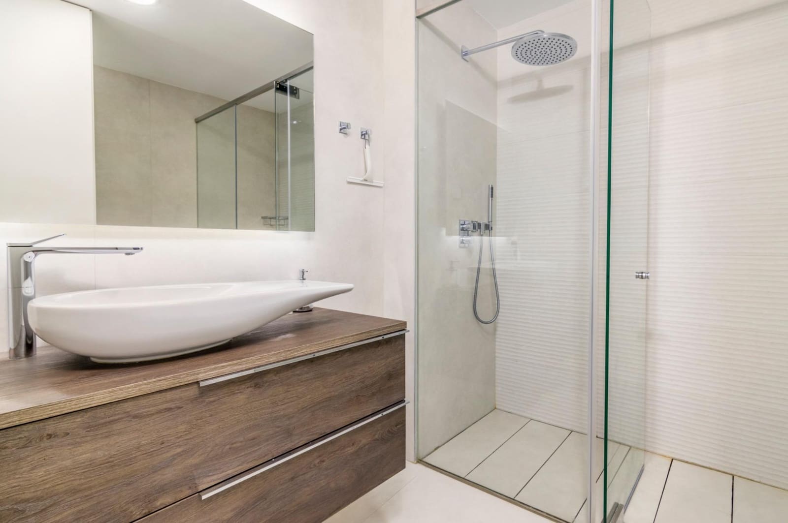 3 sypialnia Apartament na sprzedaż w Estepona z basenem garażem - 1 295 000 € (Ref: 9825618)