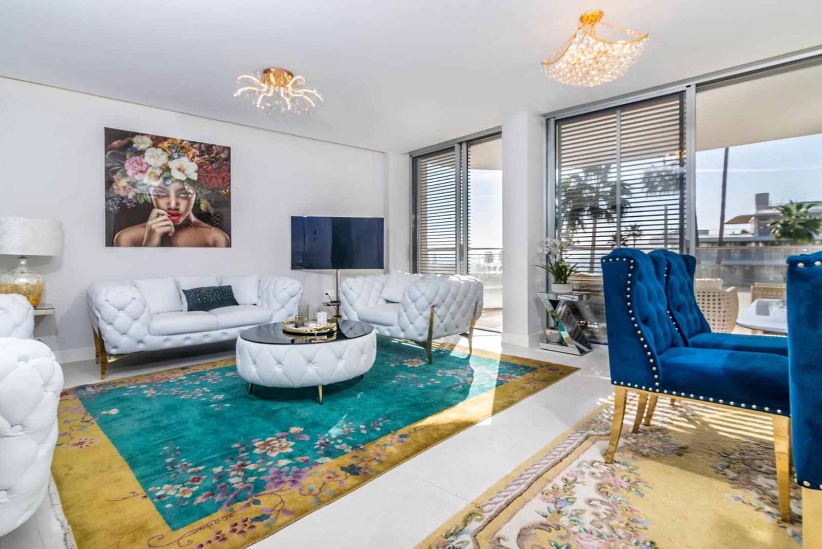 3 sypialnia Apartament na sprzedaż w Estepona z basenem garażem - 1 295 000 € (Ref: 9825618)