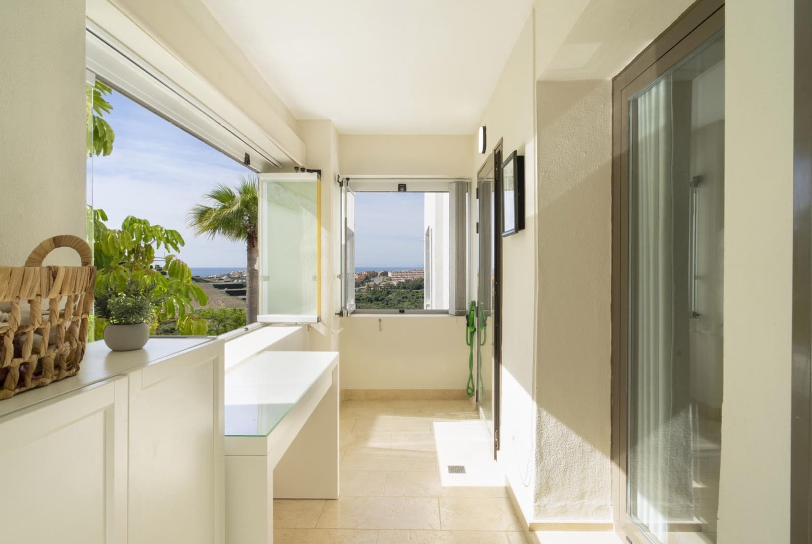 2 Zimmer Apartment zu verkaufen in Casares mit Pool Garage - 475.000 € (Ref: 9829344)