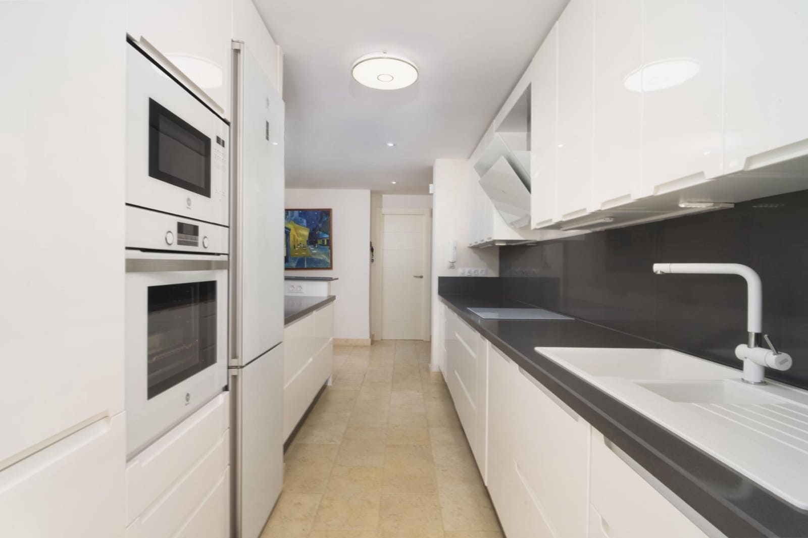 2 Zimmer Apartment zu verkaufen in Casares mit Pool Garage - 475.000 € (Ref: 9829344)