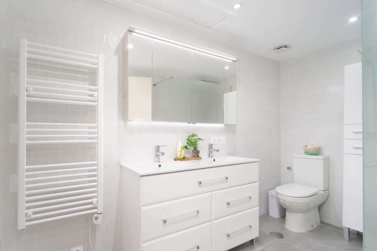 2 Zimmer Apartment zu verkaufen in Casares mit Pool Garage - 475.000 € (Ref: 9829344)