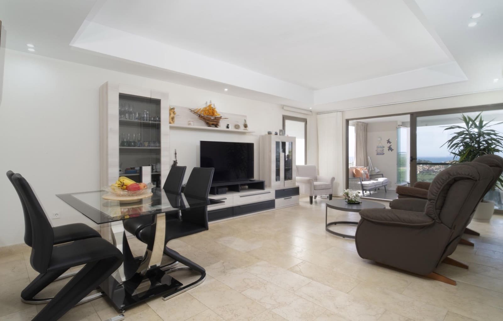 2 Zimmer Apartment zu verkaufen in Casares mit Pool Garage - 475.000 € (Ref: 9829344)
