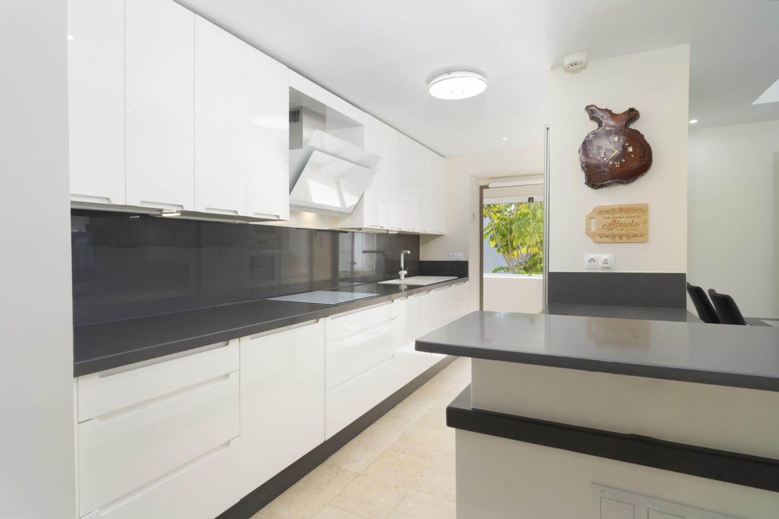 2 Zimmer Apartment zu verkaufen in Casares mit Pool Garage - 475.000 € (Ref: 9829344)
