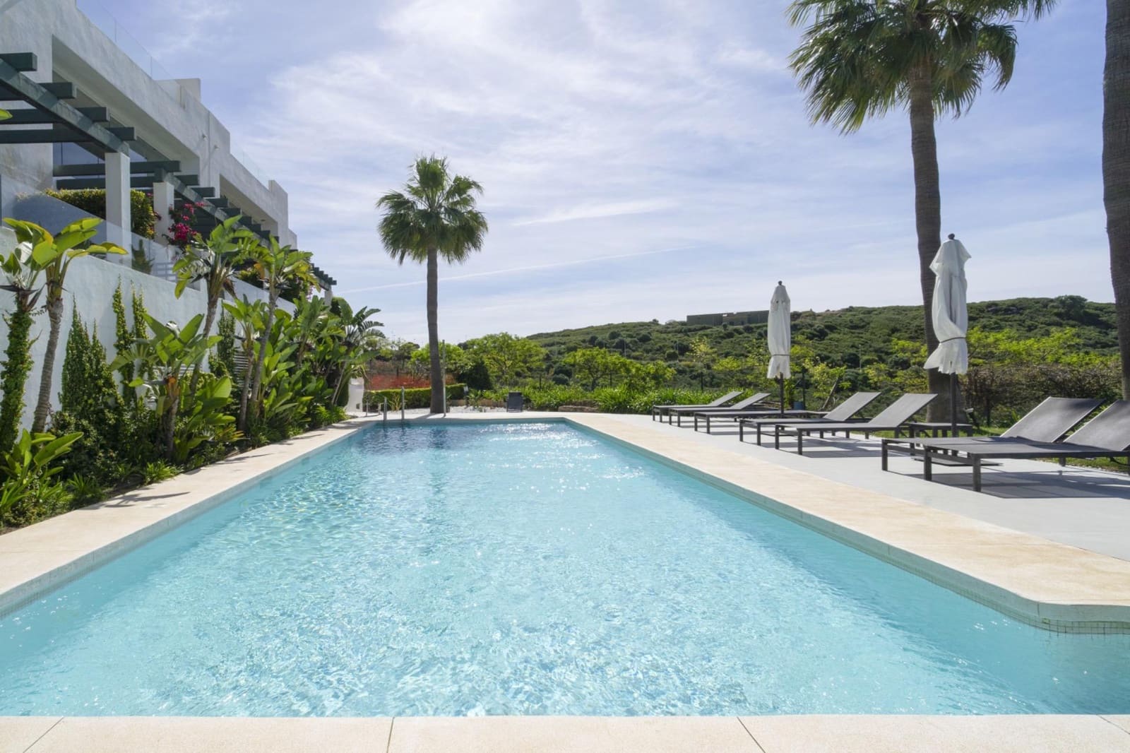 2 Zimmer Apartment zu verkaufen in Casares mit Pool Garage - 475.000 € (Ref: 9829344)