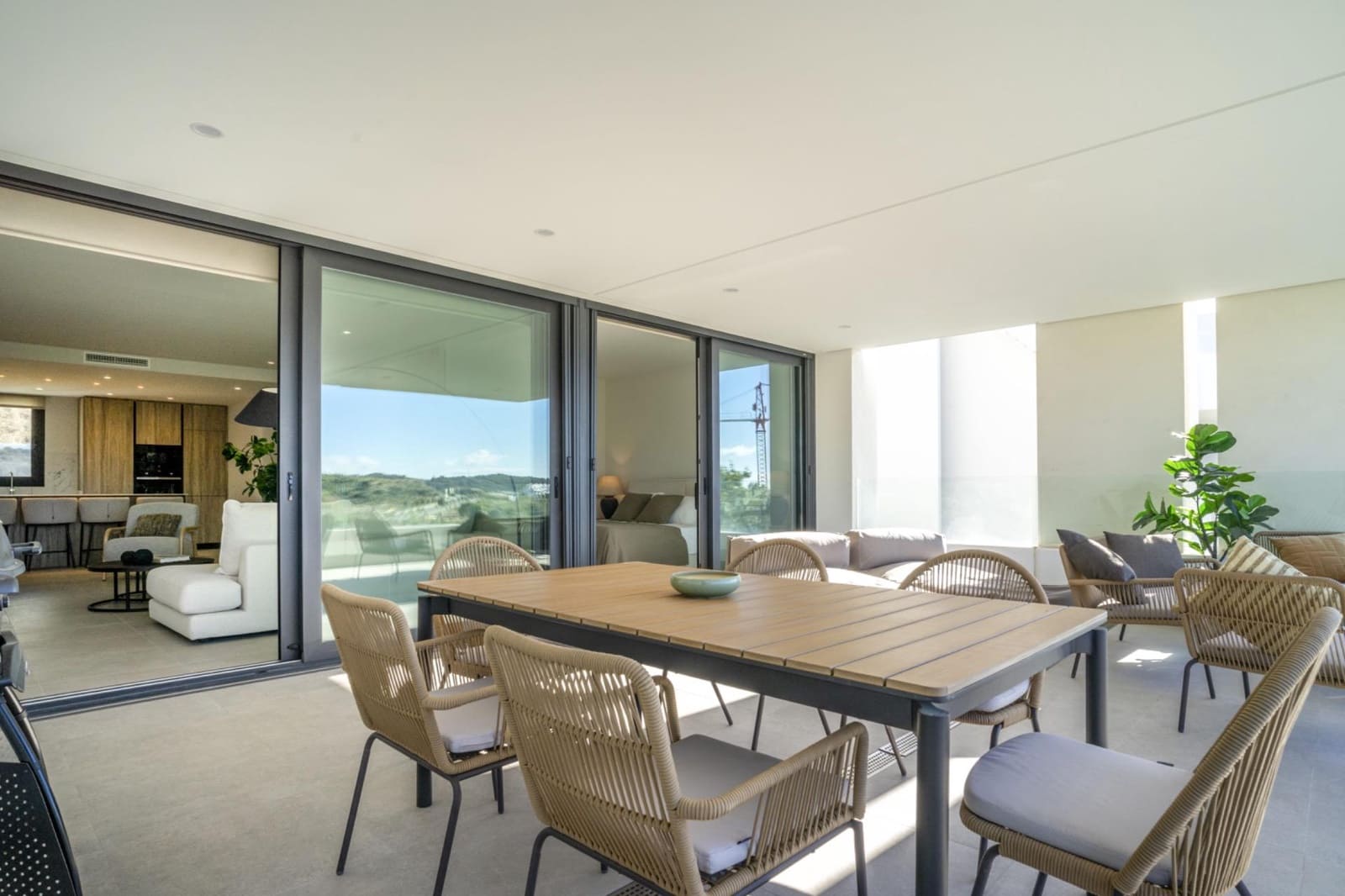 2 sovrum Lägenhet för semesterbostäder i Estepona med pool garage - 3 000 € (Ref: 9831666)