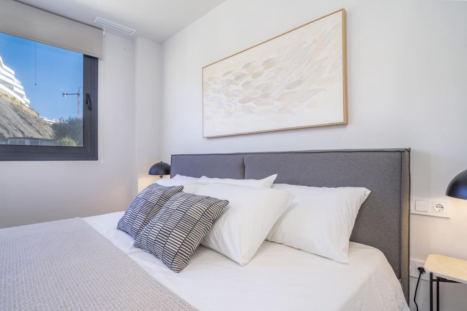 2 sovrum Lägenhet för semesterbostäder i Estepona med pool garage - 3 000 € (Ref: 9831666)