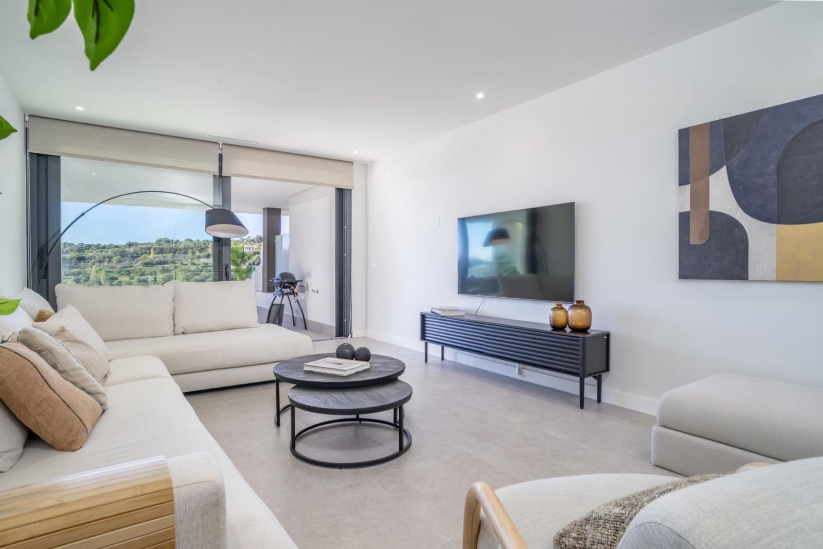 2 sovrum Lägenhet för semesterbostäder i Estepona med pool garage - 3 000 € (Ref: 9831666)
