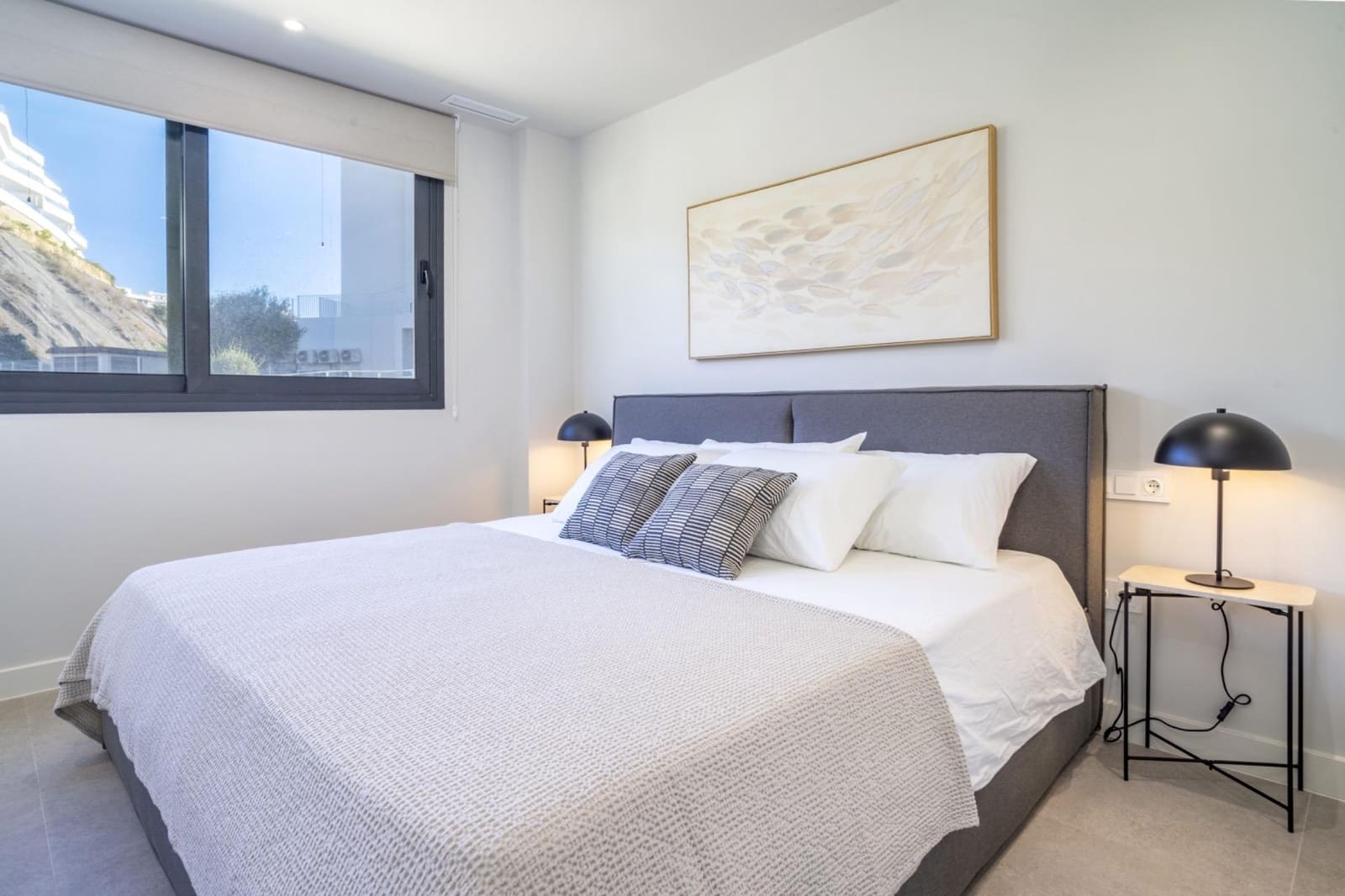 2 sovrum Lägenhet för semesterbostäder i Estepona med pool garage - 3 000 € (Ref: 9831666)