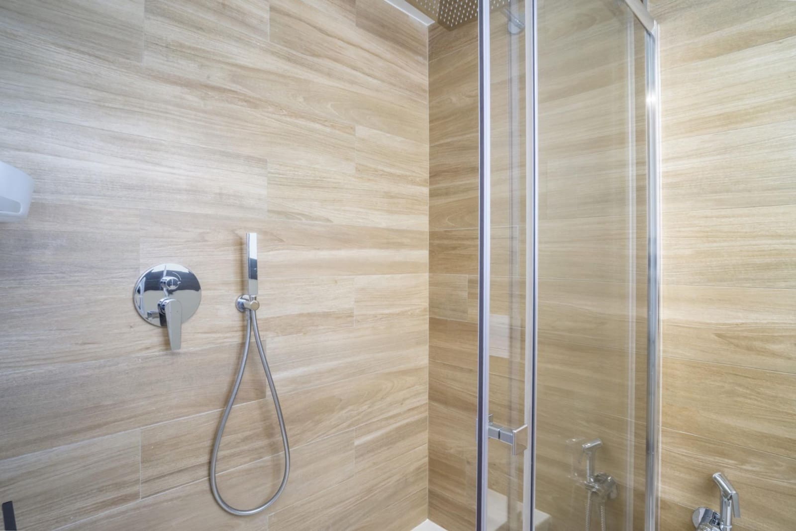 2 sovrum Lägenhet för semesterbostäder i Estepona med pool garage - 3 000 € (Ref: 9831666)