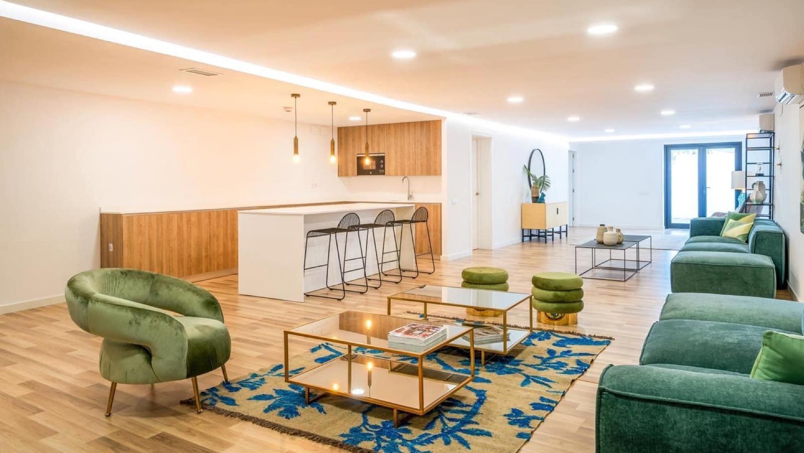 3 sovrum Lägenhet för semesterbostäder i Estepona med pool garage - 3 000 € (Ref: 9898935)