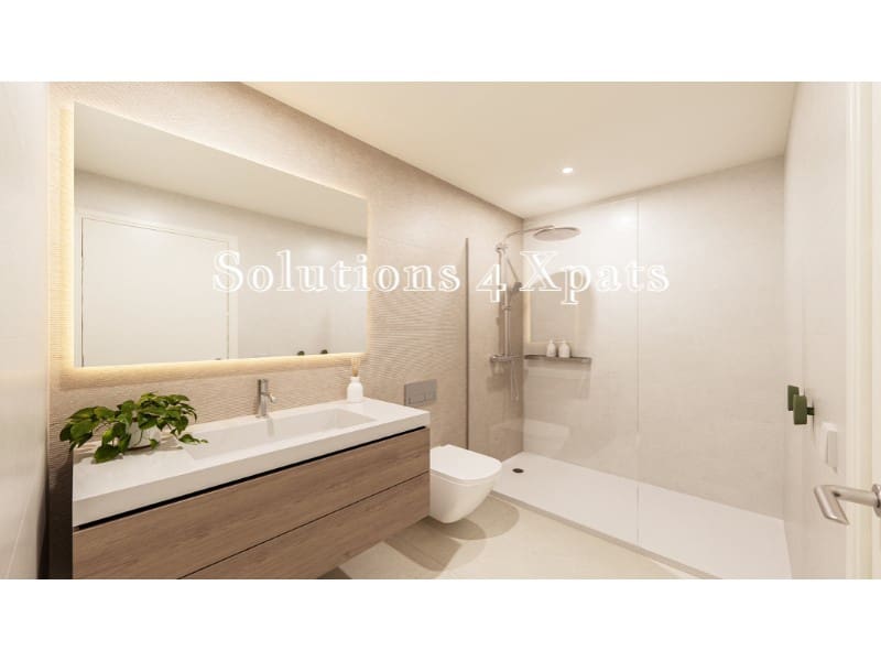 Appartement te koop in Torre del Mar met zwembad garage - € 455.000 (Ref: 10086057)