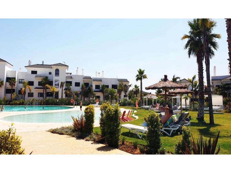 Leilighet til salgs i Estepona med svømmebasseng garasje - € 595 400 (Ref: 6306733)