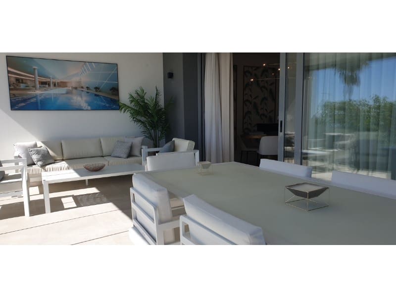 Apartamento de 3 habitaciones en New Golden Mile en venta con piscina garaje - 375.000 € (Ref: 6306740)