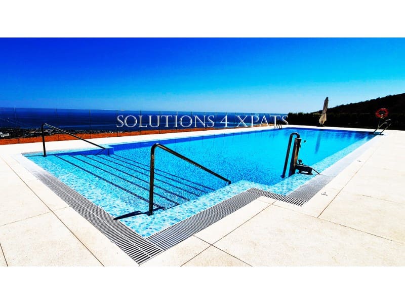 Apartment for sale in Rincon de la Victoria with pool garage - € 425,000 (Ref: 6311547)