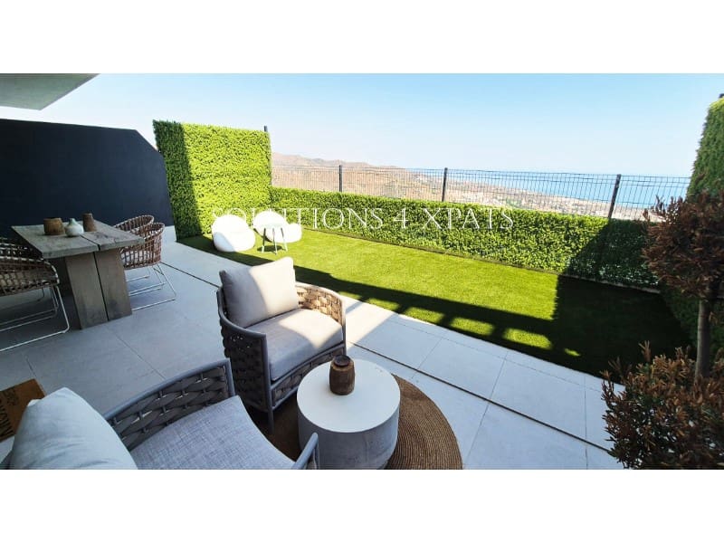 Apartment for sale in Rincon de la Victoria with pool garage - € 425,000 (Ref: 6311547)