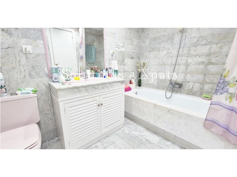 4 bedroom Townhouse for sale in Torre del Mar with pool garage - € 537,000 (Ref: 6815390)
