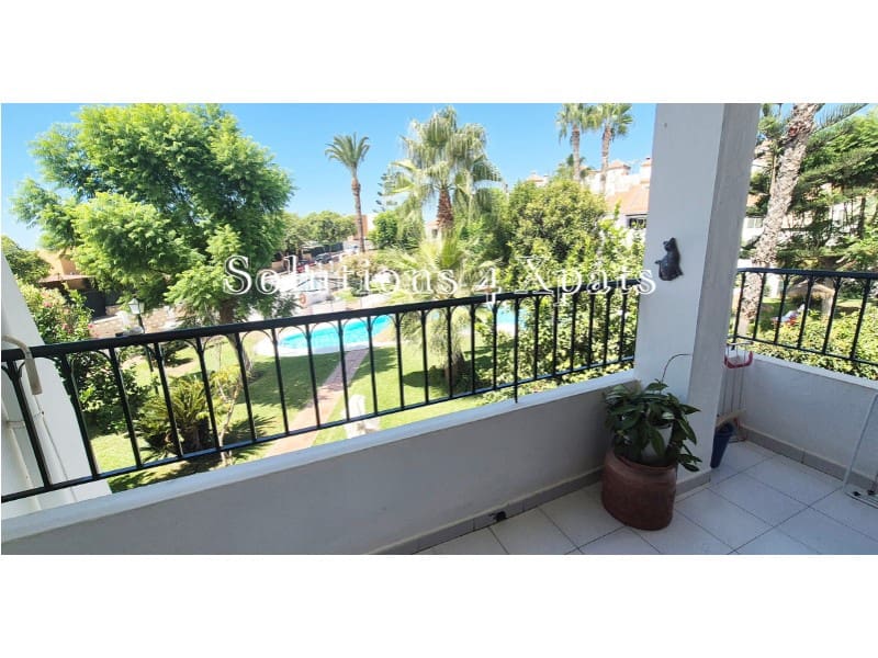 4 bedroom Townhouse for sale in Torre del Mar with pool garage - € 537,000 (Ref: 6815390)