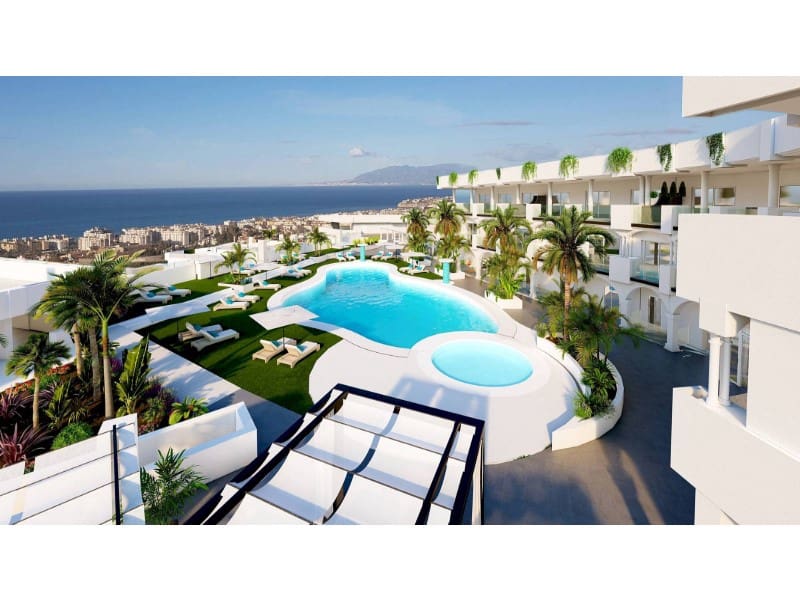 Apartment for sale in Rincon de la Victoria with pool garage - € 265,000 (Ref: 7135877)