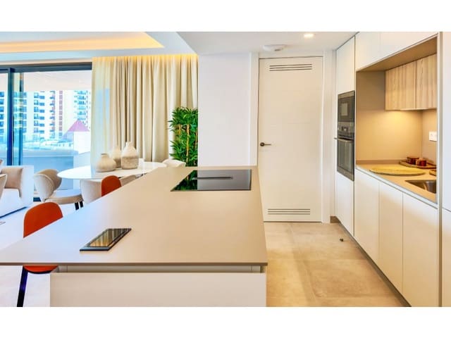 Apartamento en Centro ciudad, Fuengirola en venta con piscina garaje - 659.500 € (Ref: 7154936)