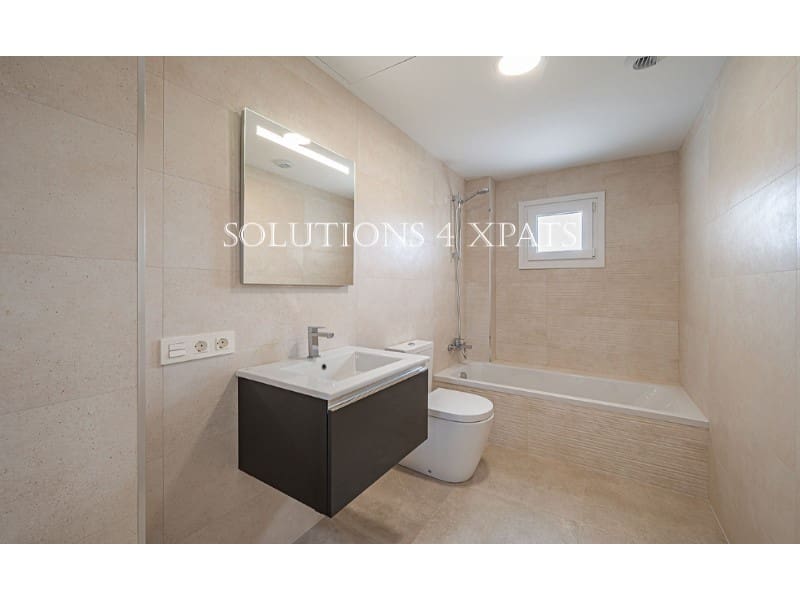 Villa til salg i Vinuela med swimmingpool - € 365.000 (Ref: 7372629)