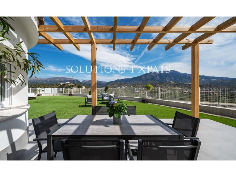 Villa til salg i Vinuela med swimmingpool - € 365.000 (Ref: 7372629)