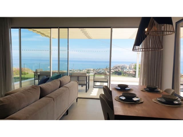 Apartment for sale in La Cala de Mijas, Mijas with garage - € 419,000 (Ref: 7610732)