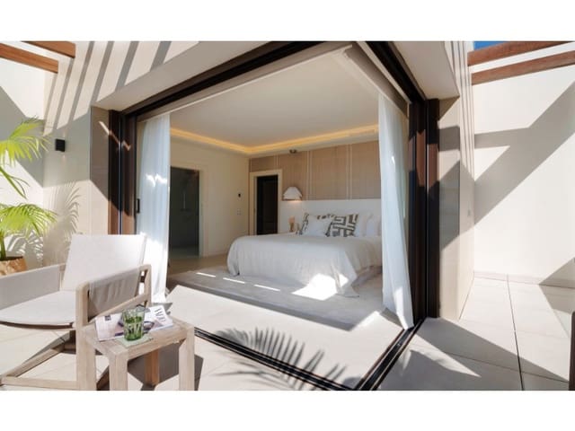 4 soveværelse Villa til salg i El Velerín, Estepona med garage - € 4.500.000 (Ref: 8002947)