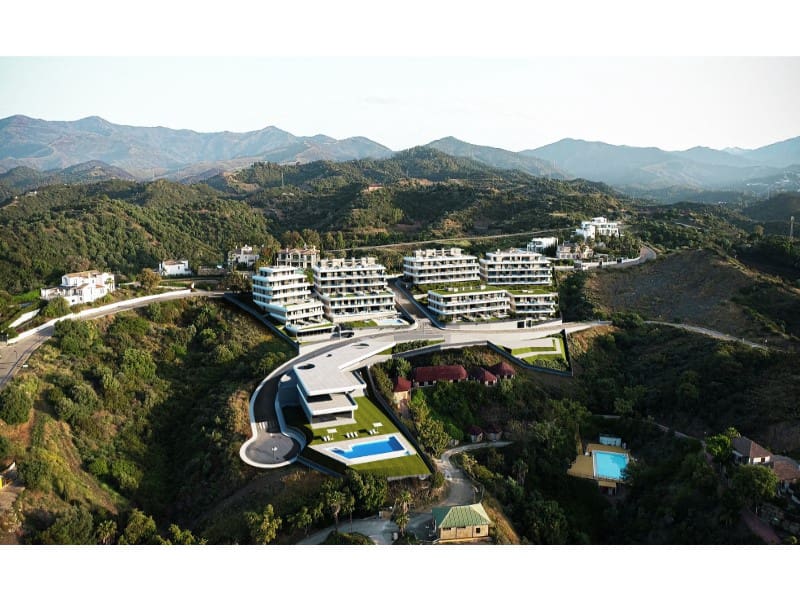 Apartment for sale in New Golden Mile with pool garage - € 503,500 (Ref: 8086024)