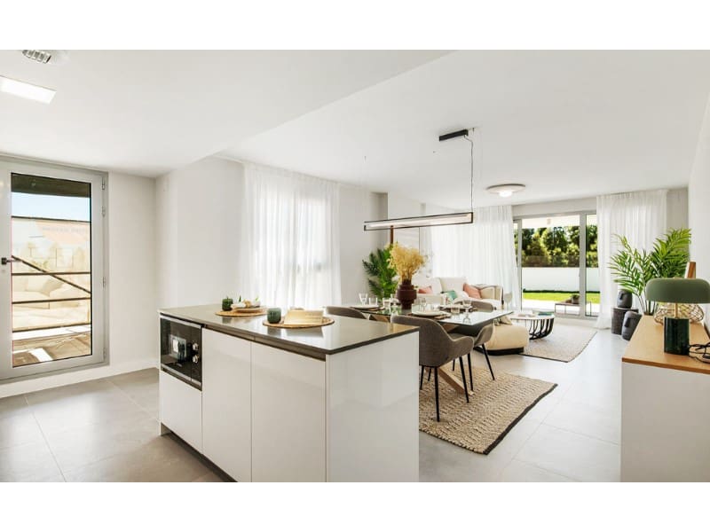 Apartment for sale in Mijas Costa with pool garage - € 370,700 (Ref: 8130129)